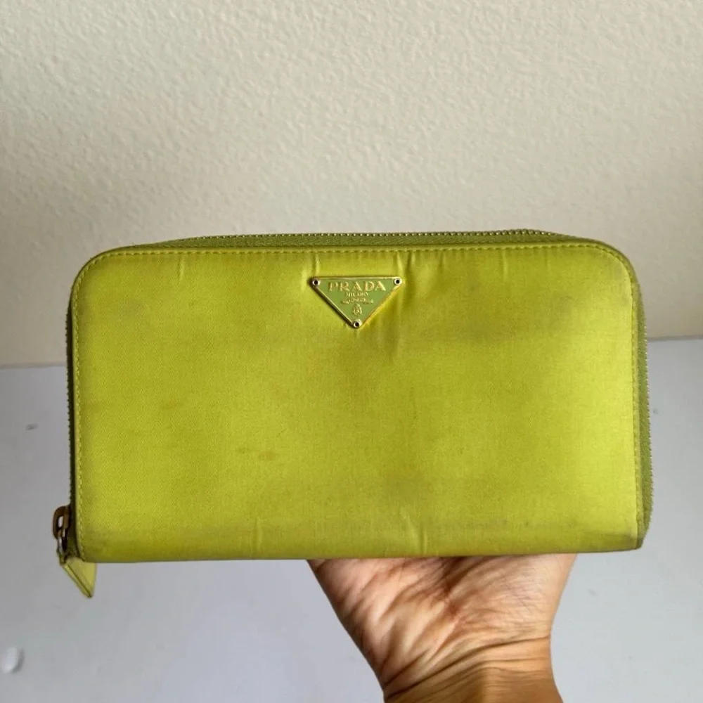 PRADA Tessuto Nylon Zip Around Wallet Green - Picture 1 of 14